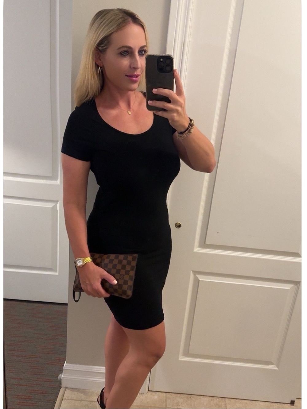 Black bodycon dress